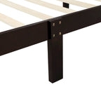 Tweepersoons houten platformbed met hoofdbord en voetbord