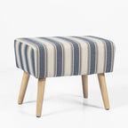 Voetenbankje met houten poten