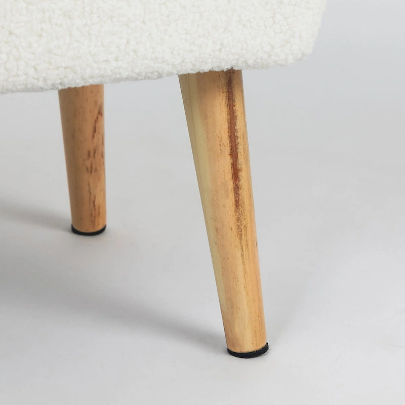 Voetenbankje met houten poten