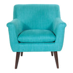 Fauteuil met rolarmen en houten poten