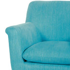 Fauteuil met rolarmen en houten poten