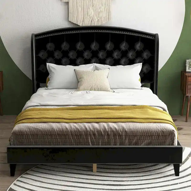 Gestoffeerd bedframe met hoofdbord met vleugels, tweepersoonsformaat