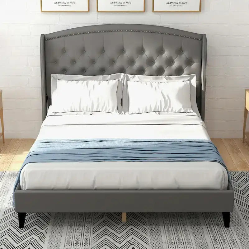 Gestoffeerd bedframe met hoofdbord met vleugels, tweepersoonsformaat