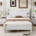 Houten bedframe in retrostijl met hoofdeinde