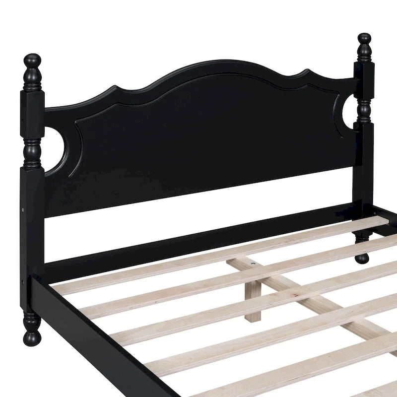 Houten bedframe in retrostijl met hoofdeinde